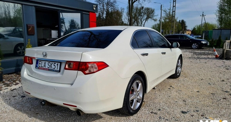 Honda Accord cena 43900 przebieg: 204000, rok produkcji 2011 z Rudnik nad Sanem małe 781